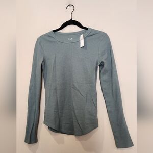 GAP Women's Blue Long Sleeve Thermal